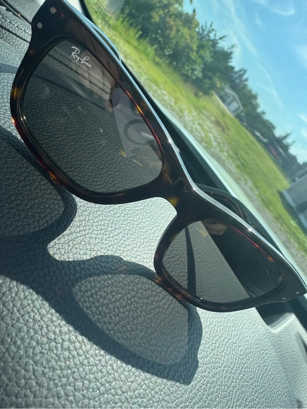 Ray ban tortoise classic sunglass used rb2283 Burbank